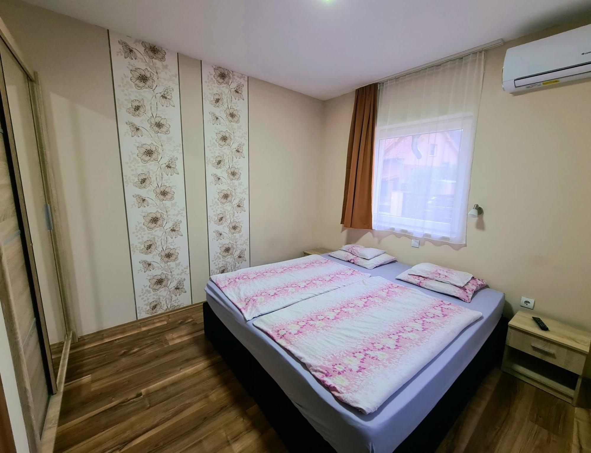 Szekely Haz Apartment โชพรอน ภายนอก รูปภาพ